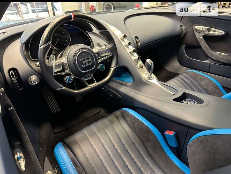 Купе Bugatti Chiron 2019 в 