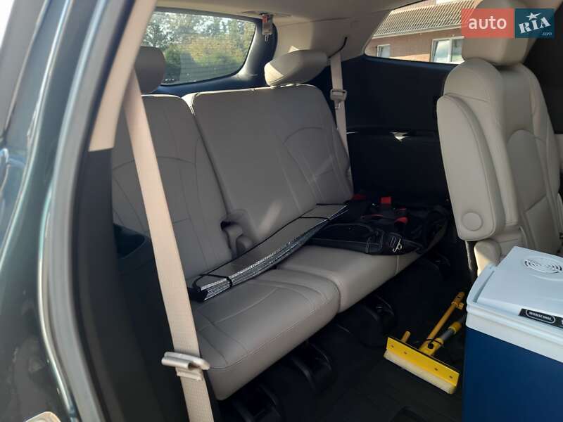Позашляховик / Кросовер Buick Enclave USA 2019 в Києві