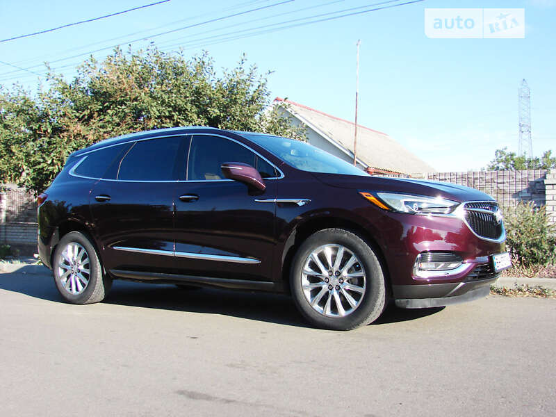 Внедорожник / Кроссовер Buick Enclave 2018 в 