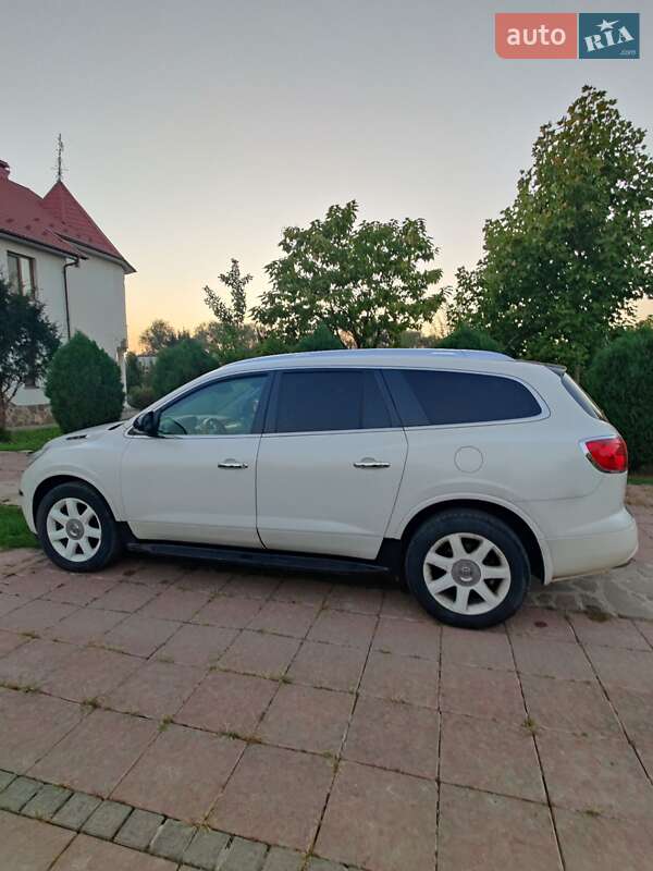 Внедорожник / Кроссовер Buick Enclave 2008 в Черновцах