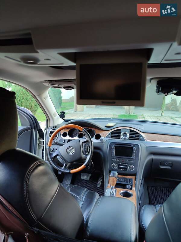 Внедорожник / Кроссовер Buick Enclave 2008 в Черновцах
