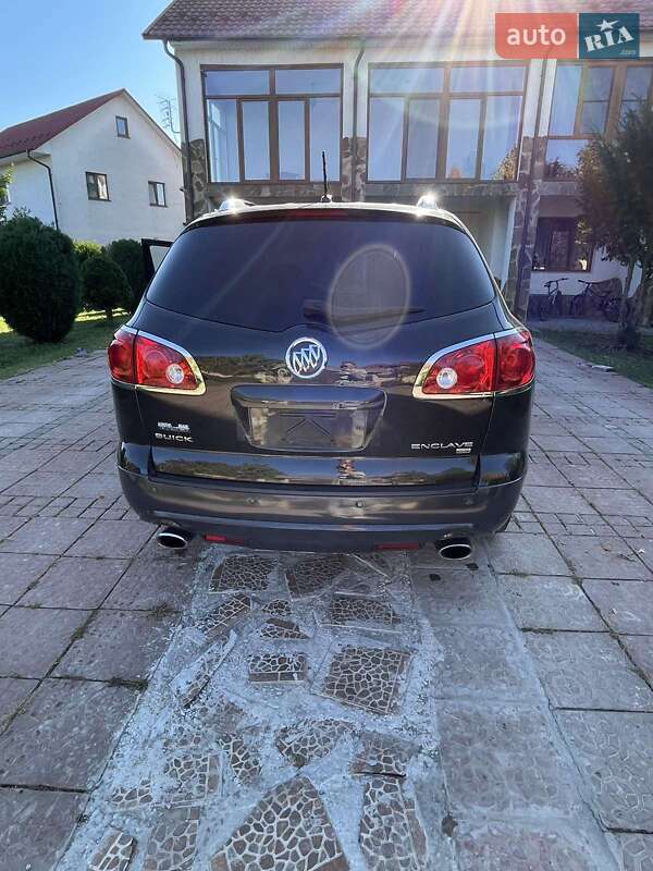 Внедорожник / Кроссовер Buick Enclave 2008 в Черновцах