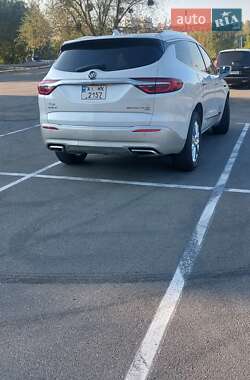 Внедорожник / Кроссовер Buick Enclave 2018 в 