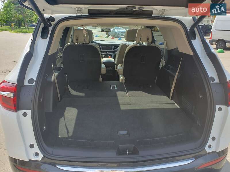 Внедорожник / Кроссовер Buick Enclave 2018 в Киеве фото 14 Внедорожник / Кроссовер Buick Enclave 2018 в Киеве