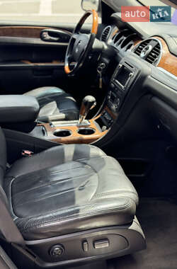 Внедорожник / Кроссовер Buick Enclave 2008 в 