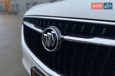 Позашляховик / Кросовер Buick Enclave 2019 в 