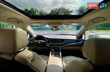 Позашляховик / Кросовер Buick Enclave 2019 в 