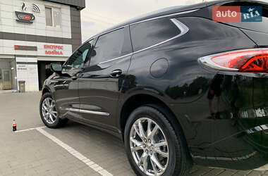 Позашляховик / Кросовер Buick Enclave 2023 в 