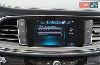 Внедорожник / Кроссовер Buick Enclave 2018 в 