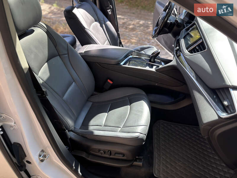 Позашляховик / Кросовер Buick Enclave 2019 в Києві