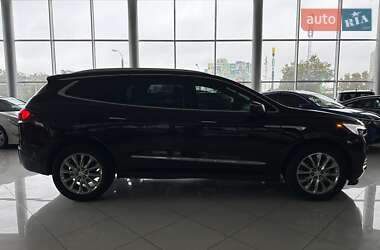 Позашляховик / Кросовер Buick Enclave 2018 в 