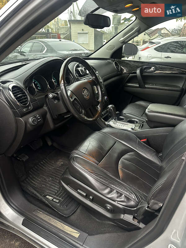 Позашляховик / Кросовер Buick Enclave 2013 в Броварах
