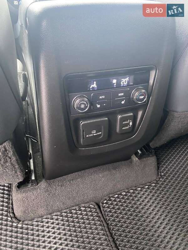 Внедорожник / Кроссовер Buick Enclave 2021 в Дергачах