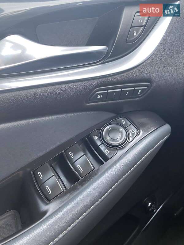 Внедорожник / Кроссовер Buick Enclave 2021 в Дергачах