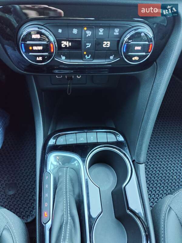 Позашляховик / Кросовер Buick Encore 2023 в Львові