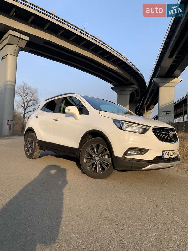 Внедорожник / Кроссовер Buick Encore 2018 в Киеве