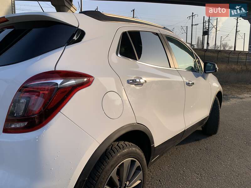 Внедорожник / Кроссовер Buick Encore 2018 в Киеве