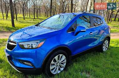 Позашляховик / Кросовер Buick Encore 2016 в 