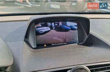 Позашляховик / Кросовер Buick Encore 2014 в 