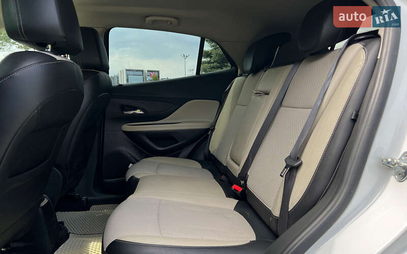Позашляховик / Кросовер Buick Encore 2018 в Львові