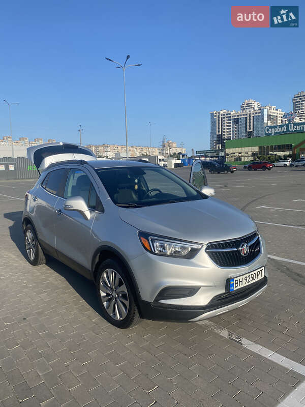 Позашляховик / Кросовер Buick Encore 2019 в 