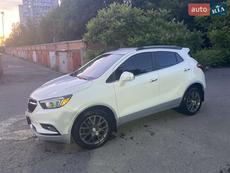 Позашляховик / Кросовер Buick Encore 2017 в Полтаві
