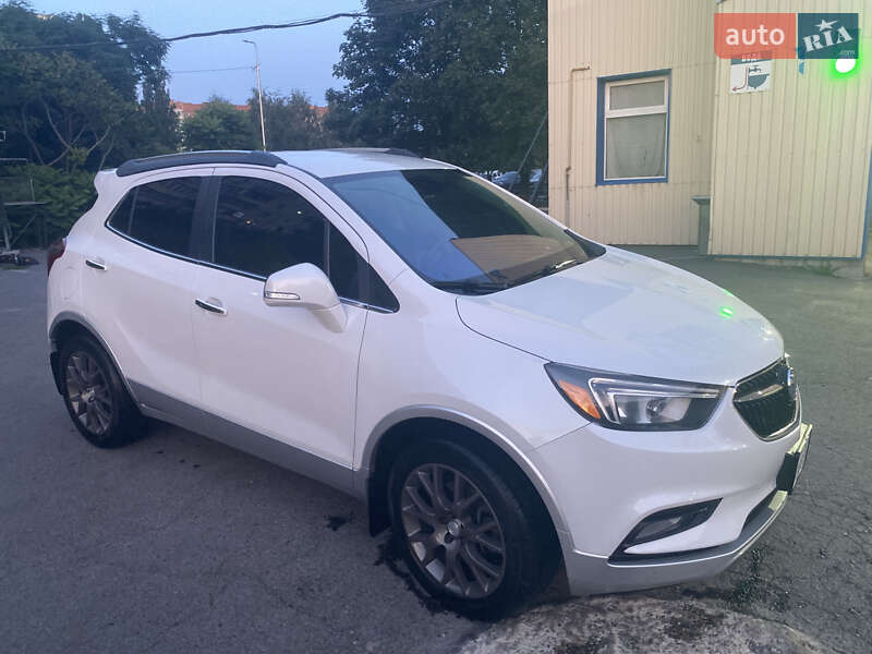 Позашляховик / Кросовер Buick Encore 2017 в Полтаві