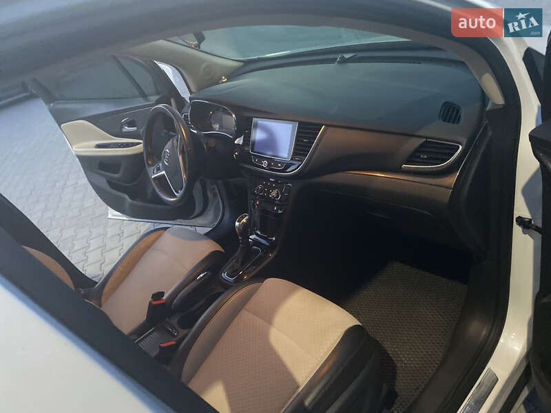 Позашляховик / Кросовер Buick Encore 2017 в Полтаві
