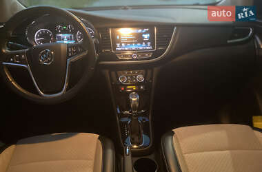 Внедорожник / Кроссовер Buick Encore 2017 в 