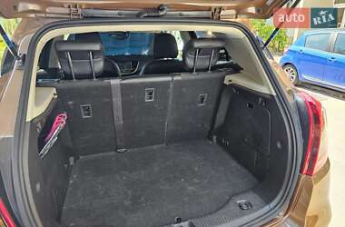 Внедорожник / Кроссовер Buick Encore 2016 в 