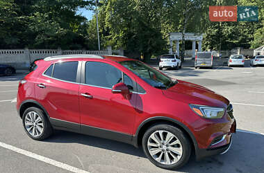 Позашляховик / Кросовер Buick Encore 2018 в 