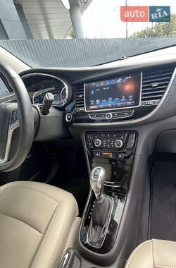 Позашляховик / Кросовер Buick Encore 2017 в 