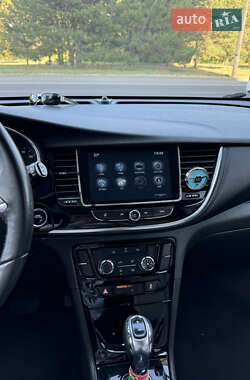 Внедорожник / Кроссовер Buick Encore 2017 в 