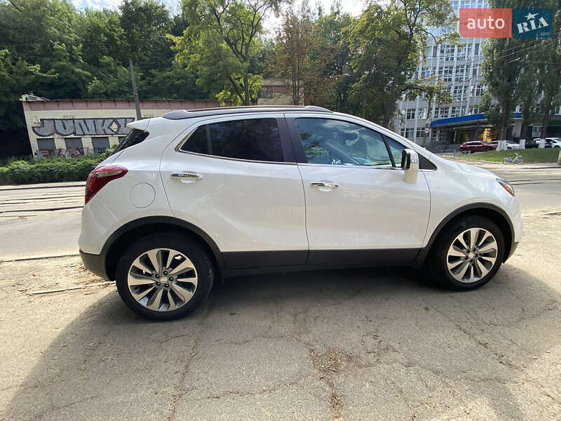 Внедорожник / Кроссовер Buick Encore 2018 в Софиевской Борщаговке
