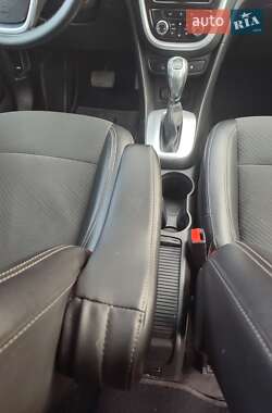 Позашляховик / Кросовер Buick Encore 2013 в 