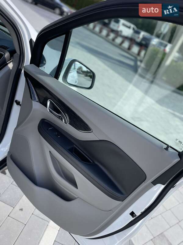Внедорожник / Кроссовер Buick Encore 2016 в Львове