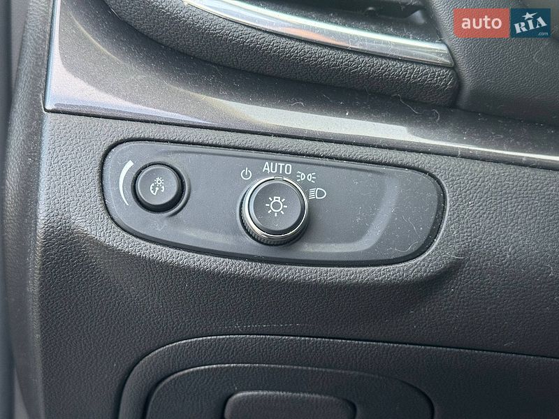 Позашляховик / Кросовер Buick Encore 2017 в Києві