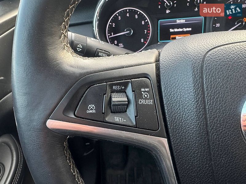 Позашляховик / Кросовер Buick Encore 2017 в Києві