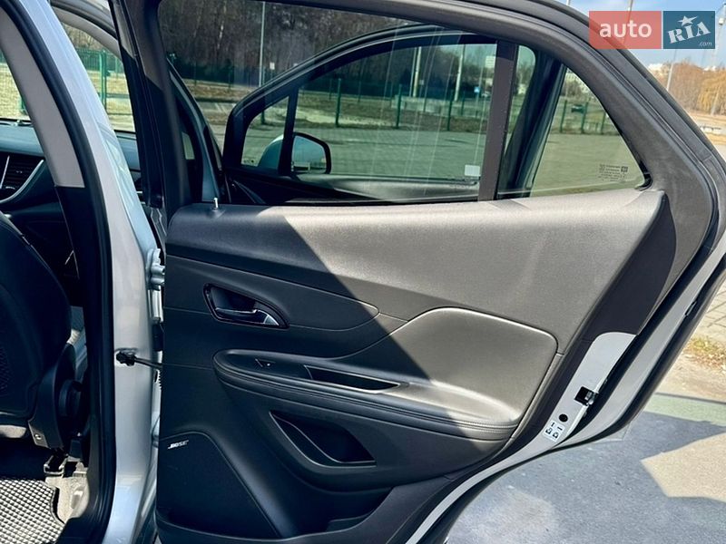 Позашляховик / Кросовер Buick Encore 2016 в Львові
