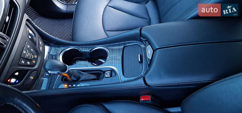 Внедорожник / Кроссовер Buick Envision 2017 в Ивано-Франковске