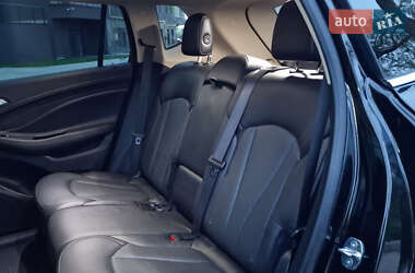 Внедорожник / Кроссовер Buick Envision 2017 в 