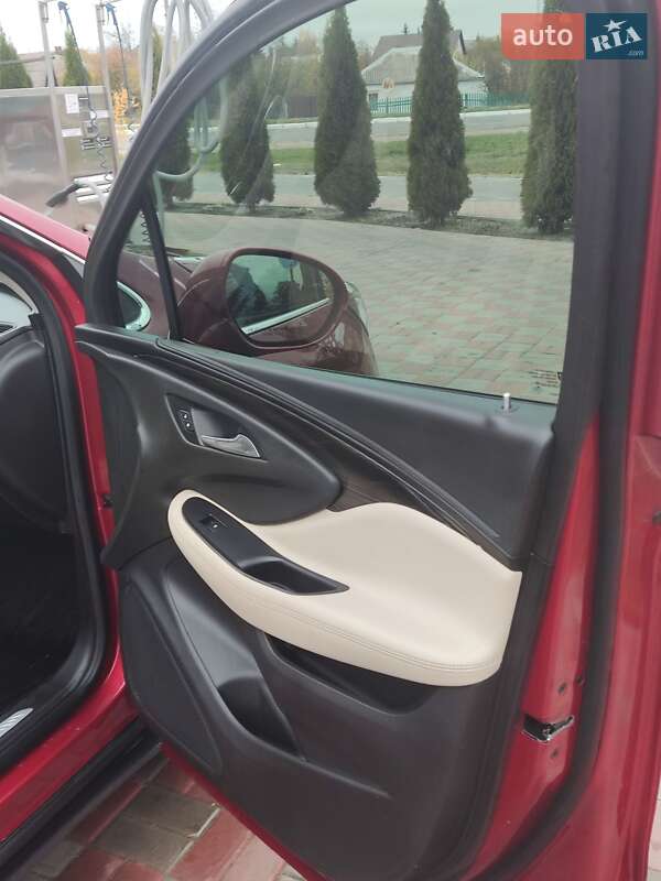 Позашляховик / Кросовер Buick Envision 2019 в Переяславі