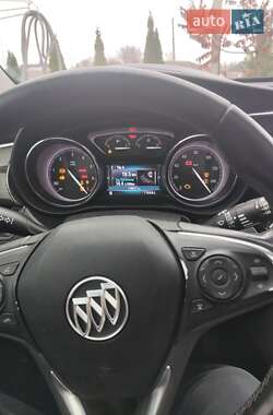 Внедорожник / Кроссовер Buick Envision 2019 в 