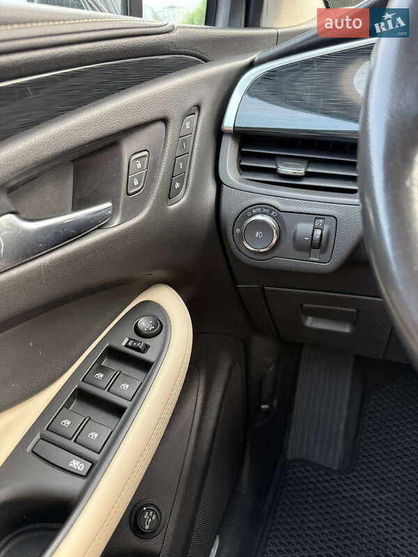 Внедорожник / Кроссовер Buick Envision 2017 в Киеве