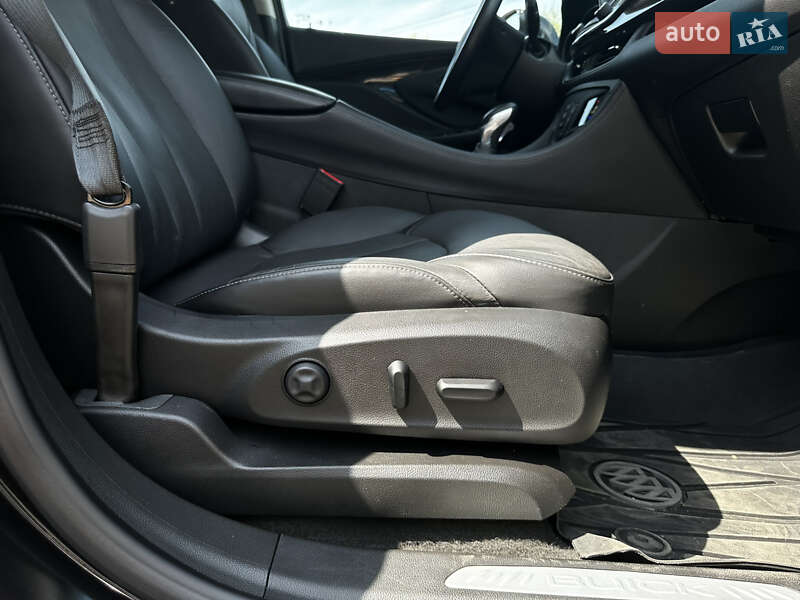 Позашляховик / Кросовер Buick Envision 2018 в Одесі