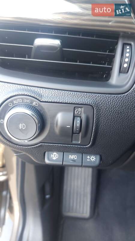 Позашляховик / Кросовер Buick Envision 2018 в Ірпені