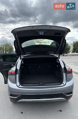 Внедорожник / Кроссовер Buick Envision 2020 в 