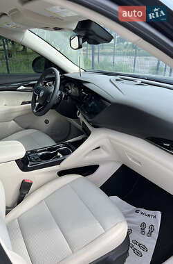 Внедорожник / Кроссовер Buick Envision 2021 в 