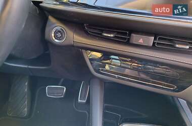 Позашляховик / Кросовер Buick Envision 2022 в 
