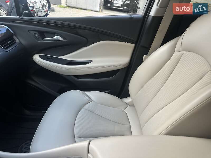 Позашляховик / Кросовер Buick Envision 2019 в Києві